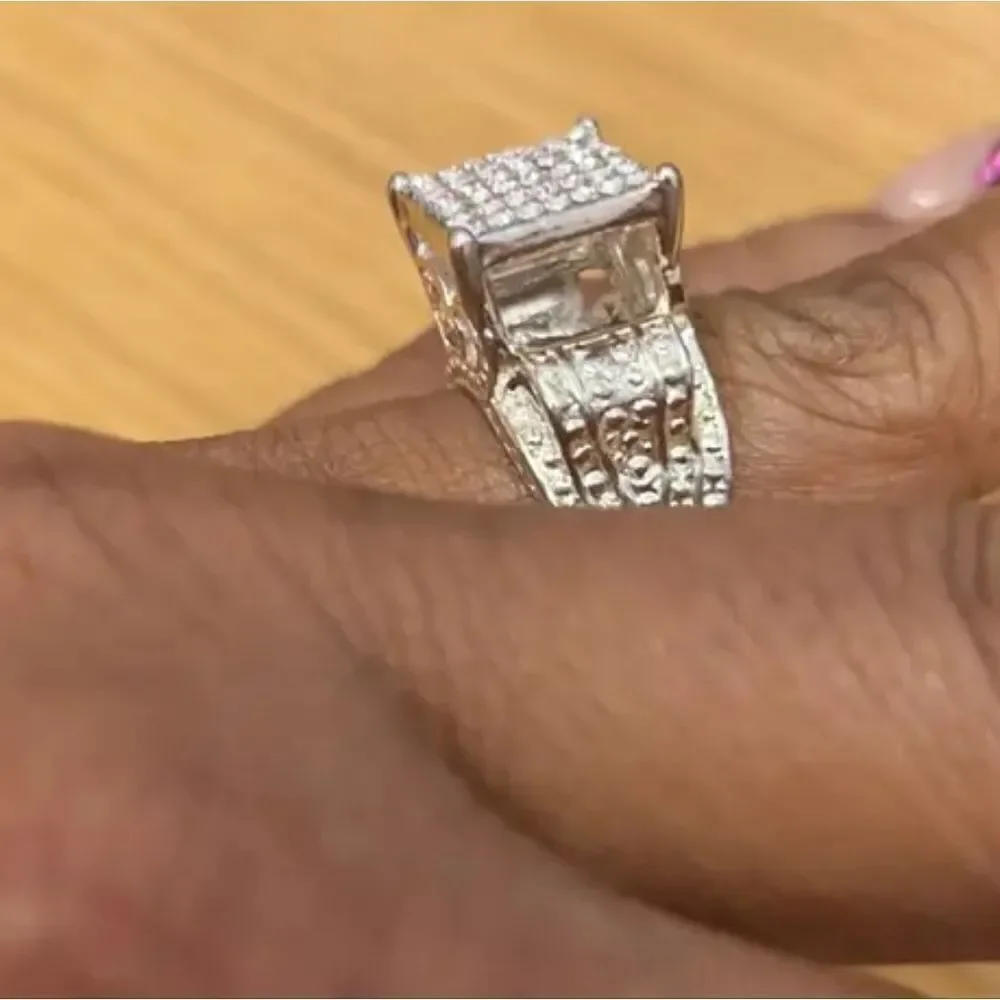 Unisex diamond Wedding ring sz 9